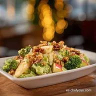 Ensalada de Br&oacute;coli y Manzana: Receta Fresca
