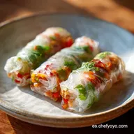 Papel de Arroz Relleno con Verduras para Cena
