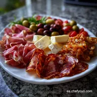 Tabla De Embutidos: Umami Ib&eacute;rico y Frescor